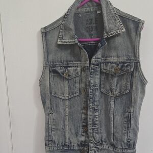 Agile Denim Vest with Button Detail
